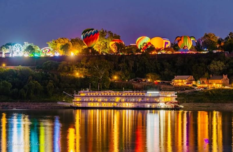 The Great Mississippi Balloon Race