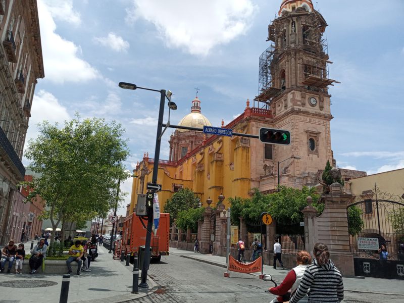 Work Friendly Cafes And Internet