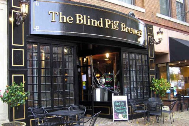 The Blind Pig Brewery – Champaign