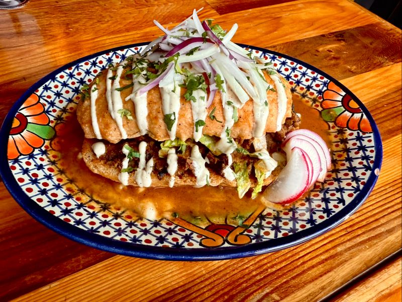 Mis Tacones (NE Killingsworth)