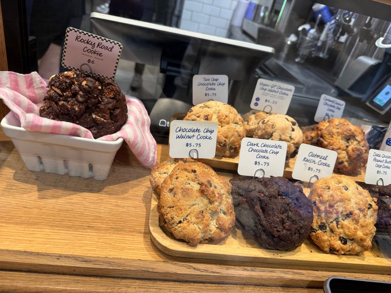 Chocolate Chip Cookie Without Nuts