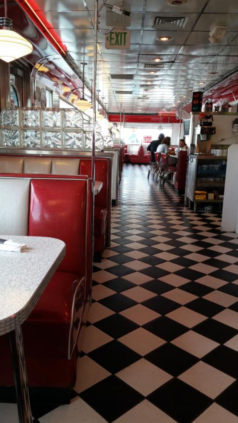 I‑70 Diner – Flagler