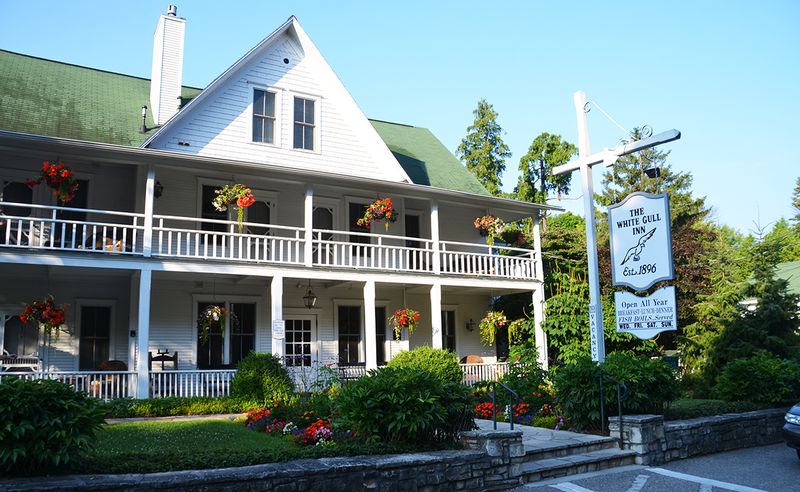 The White Gull Inn – Fish Creek (Door County)