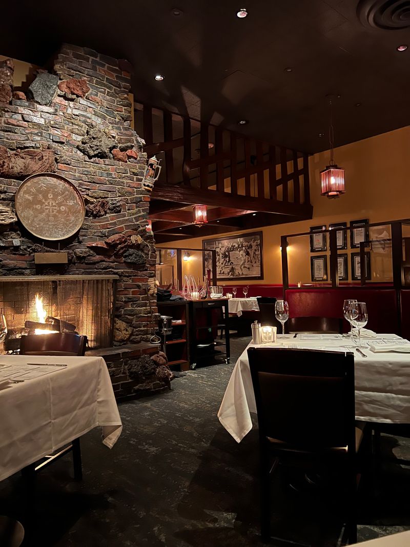 Atmosphere That Whispers Classic