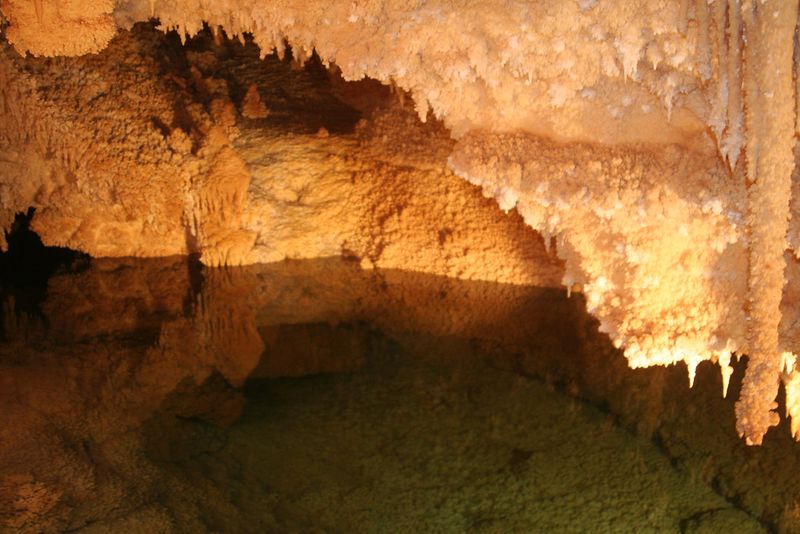Caverns of Sonora, Texas