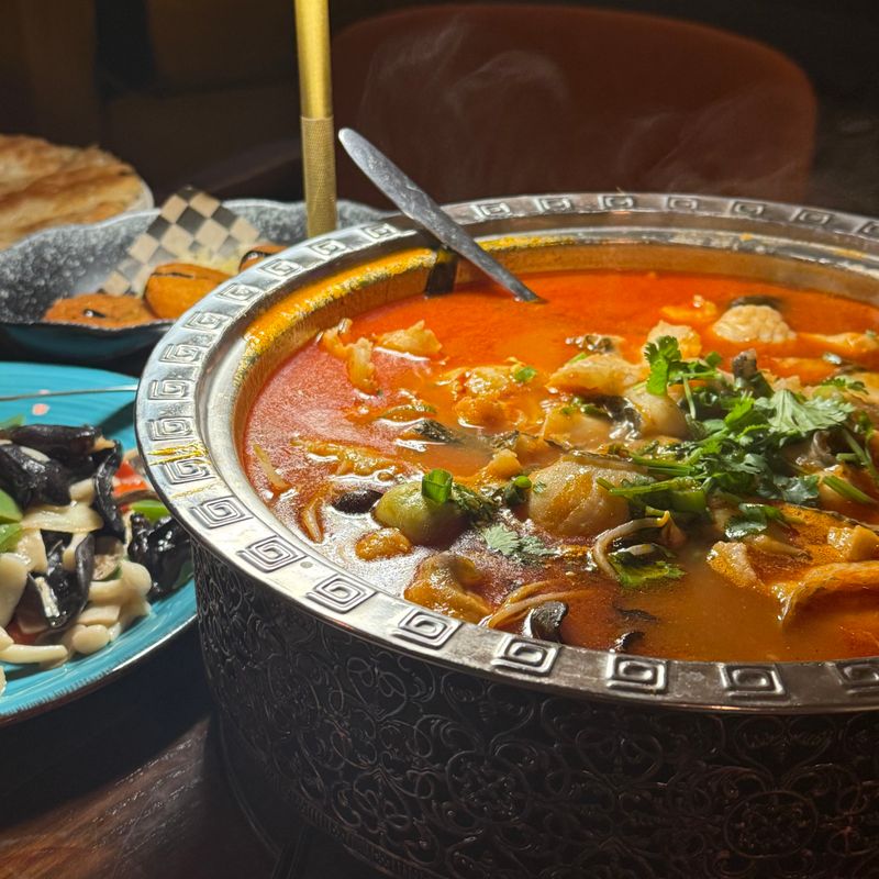 Hengry – Alhambra, CA