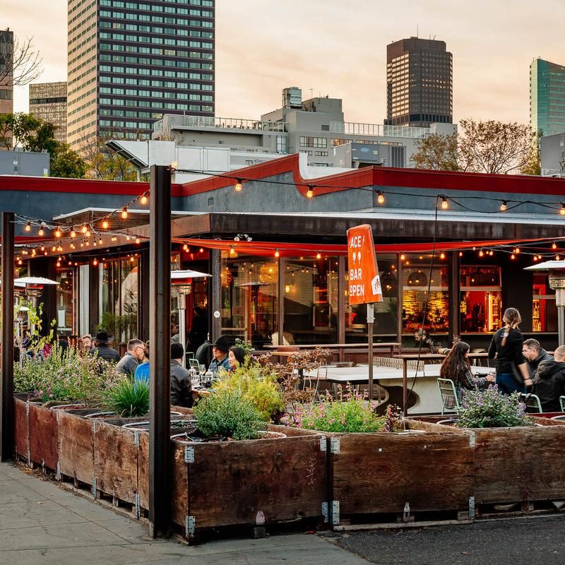 Ace Eat Serve (Uptown)