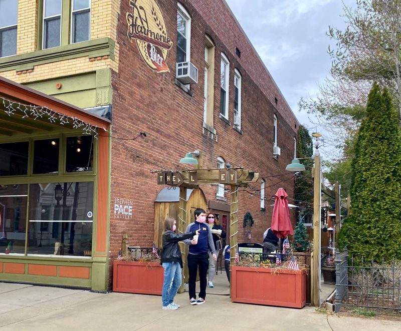 Small, Friendly Community