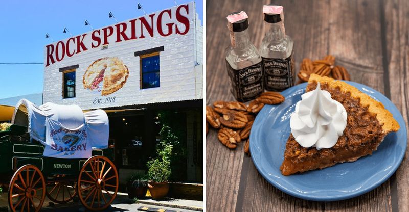 Rock Springs Cafe (Black Canyon City) – Jack Daniel's Pecan Pie