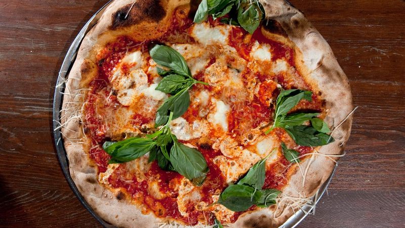 Lucali (Carroll Gardens, Brooklyn)