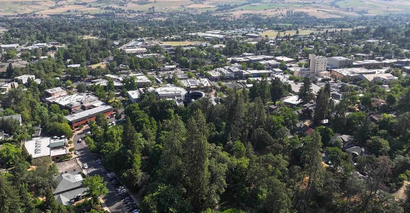 Ashland & Southern Oregon