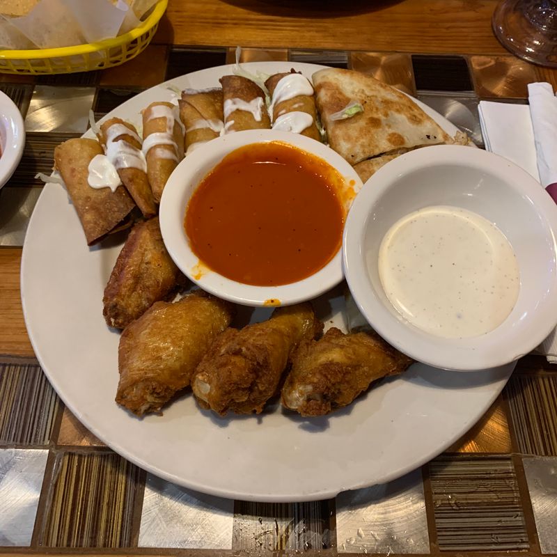 House Salsas and Fresh Chips