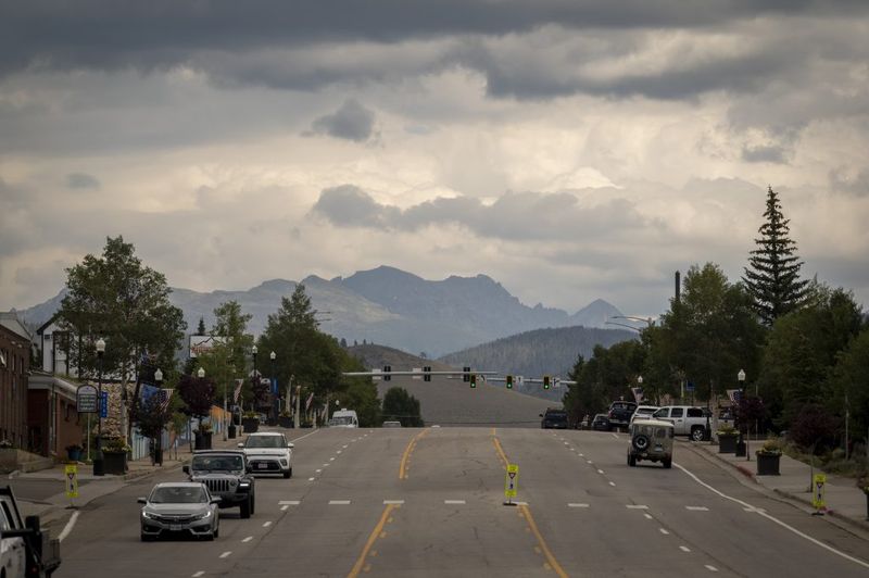 Smaller, Less Crowded Mountain Town Feel