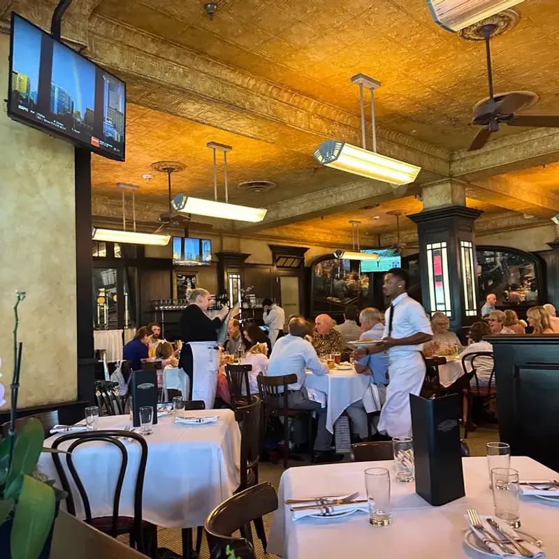 Superior Seafood & Oyster Bar (Uptown/St. Charles Ave)