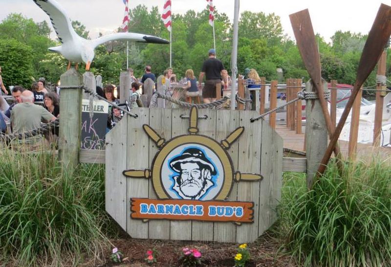 Barnacle Bud’s (Milwaukee)