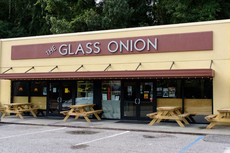 The Glass Onion (West Ashley)