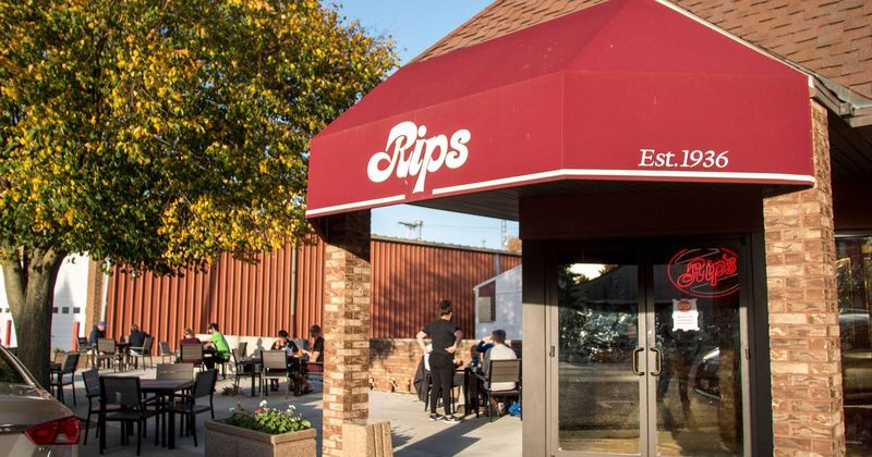 Rip's Tavern – Ladd