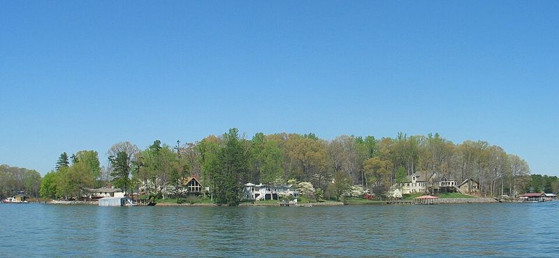 Davidson, North Carolina (Lake Norman)