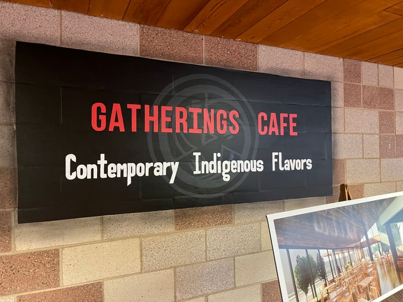 Lunch Hours, Friendly Prices, Easy Rituals