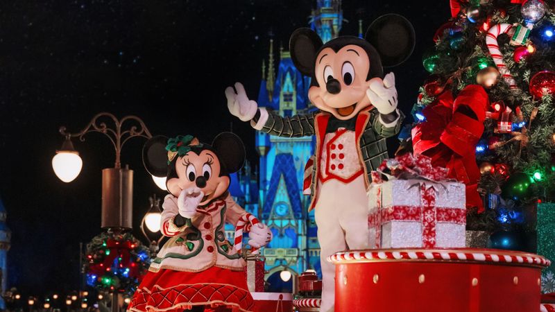 Mickey's Very Merry Christmas Party (select nights, Nov–Dec 2025)