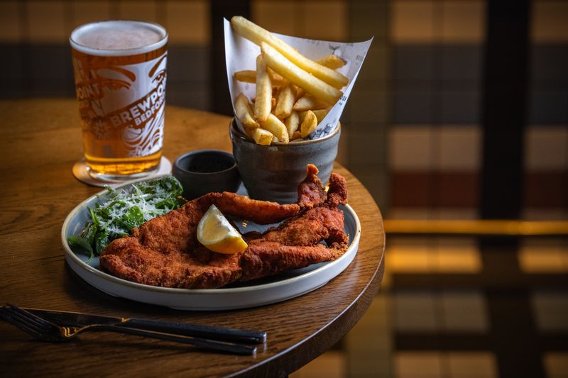 Historic Pubs and Cozy Nights