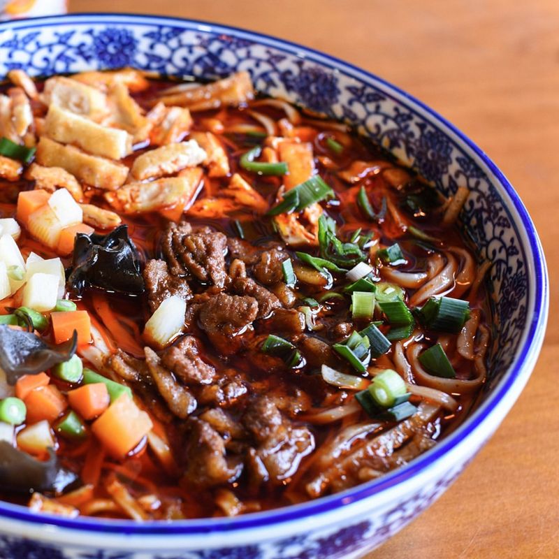 Qishan Saozi Mian (Sour Spicy Noodle Soup)