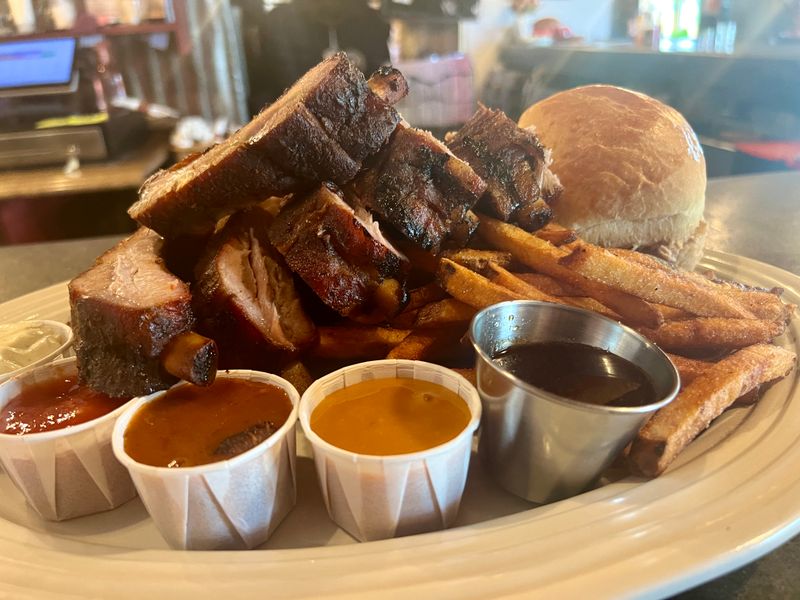 Jesse Pepper's Smoke Shack – White Sulphur Springs, MT