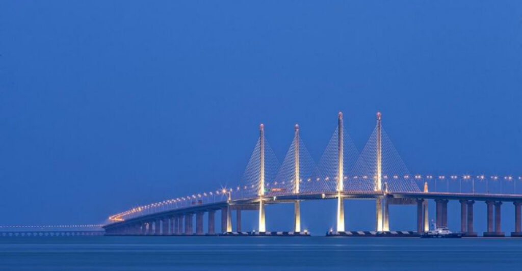From China to the U.S.: 15 of the World’s Longest Drivable Bridges