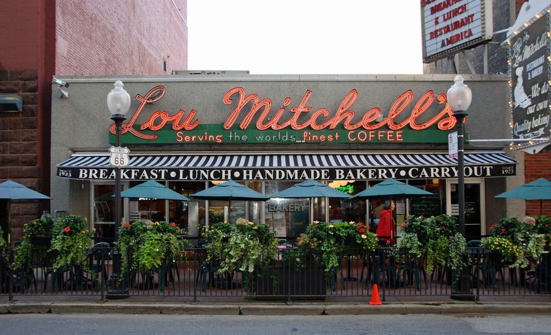 Lou Mitchell's (Chicago, West Loop)