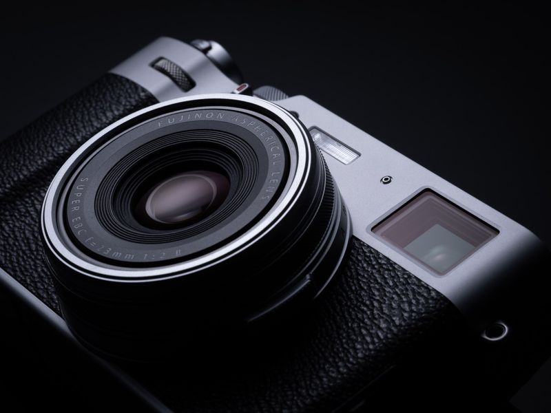 Fujifilm X100V (2020)