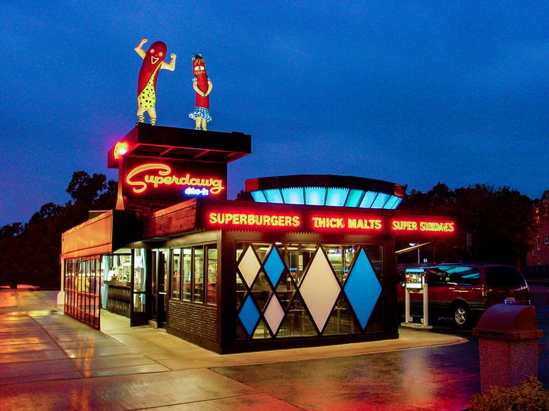 Superdawg Drive-In (Chicago & Wheeling)