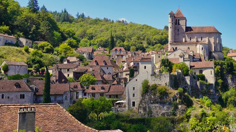 Saint-Cirq-Lapopie, France (Lot Valley) - cliffs, artists, and lanes