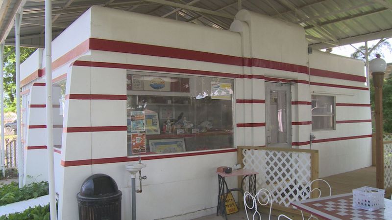 Pioneer Village Restaurant (Minden)