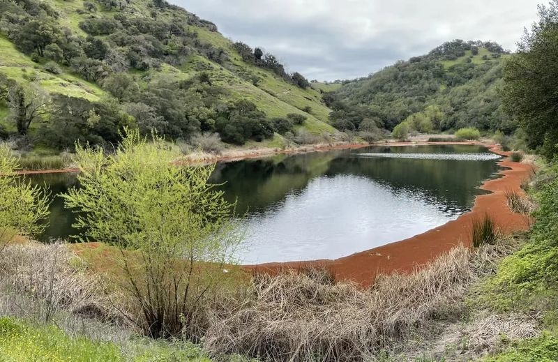 Hike to Lake Marie at Skyline Wilderness Park