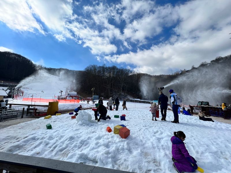Snow Tubing Lanes for All Ages