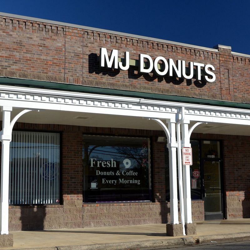 MJ Donuts (Asheville)