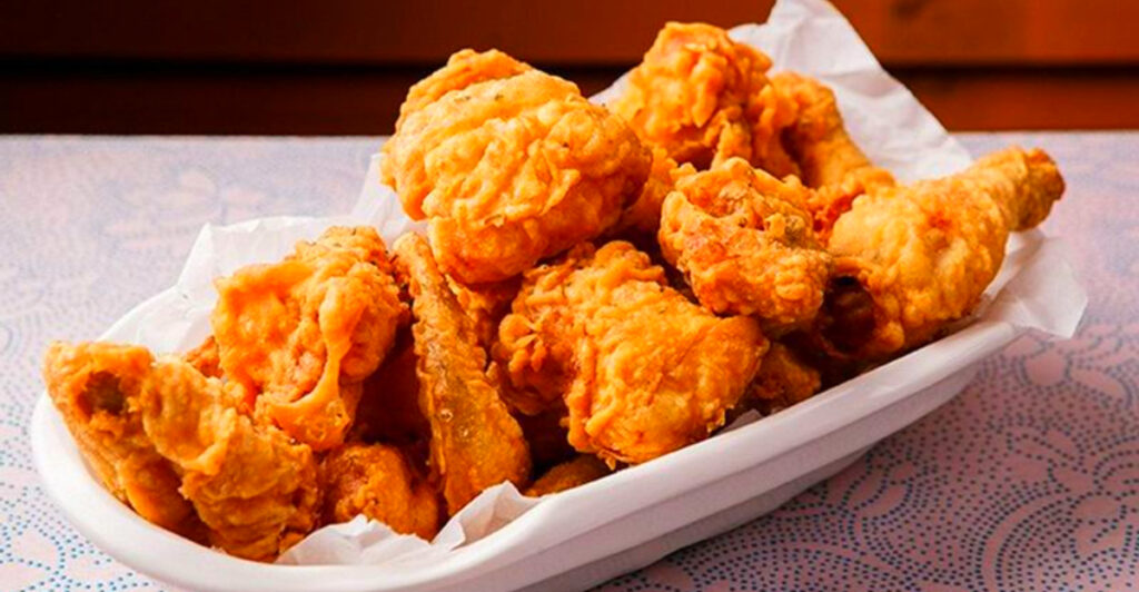 Hole in the Wall Alabama Fried Chicken Joint Locals Keep to Themselves