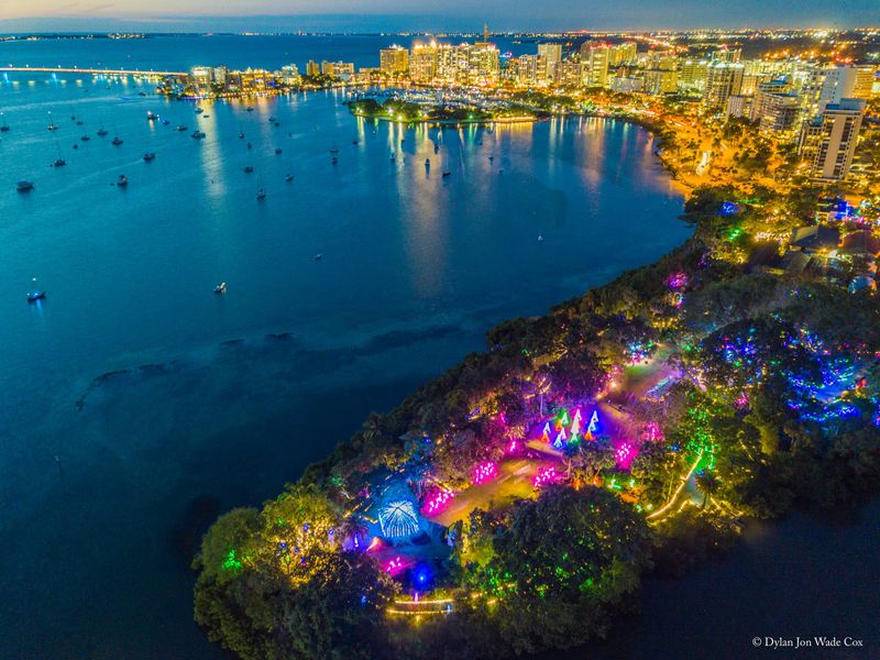 Lights in Bloom, Selby Gardens, Sarasota (Dec 6, 2025 – Jan 3, 2026)