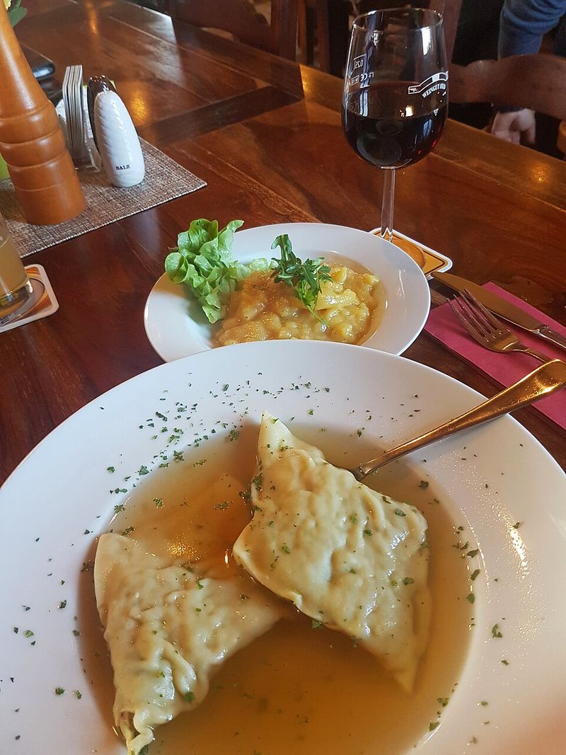 Maultaschen in Broth