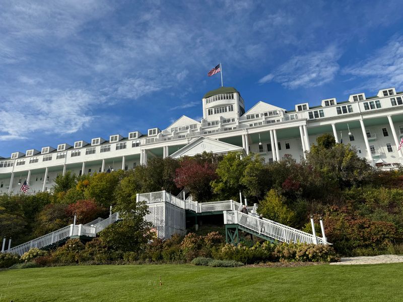 Grand Hotel Porch Experience