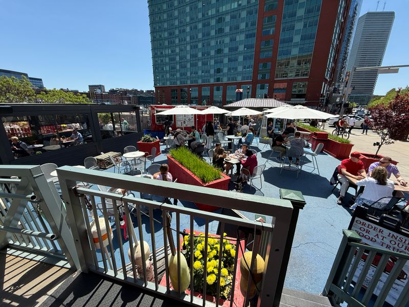 Ambience: Tanks, Trays, and Harbor Air