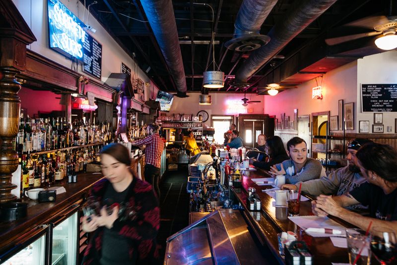 Honest John's (Midtown Detroit)