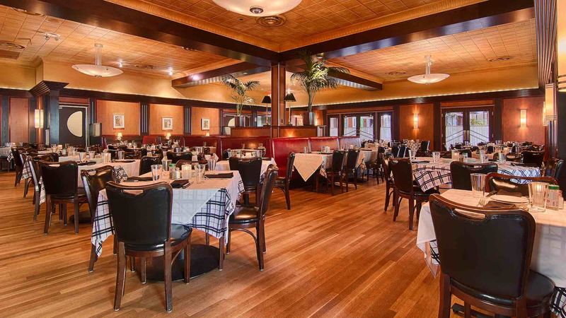 Gibsons Bar & Steakhouse