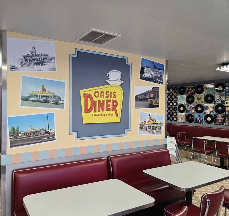 Oasis Diner