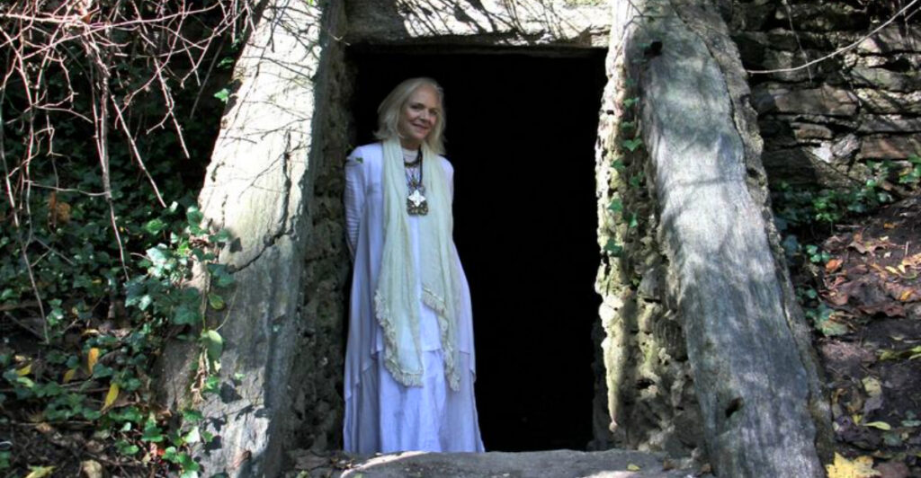 Inside the Hidden ‘Cave of Kelpius’: America’s First Doomsday Mystics Awaited the End in a Philadelphia Woodland