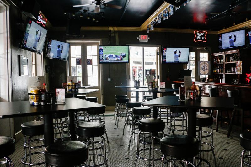 The American Sports Saloon (French Quarter / Esplanade Ave.)