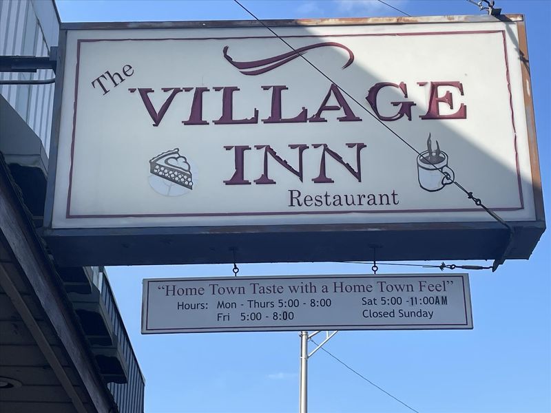Village Inn Restaurant – Middlebury
