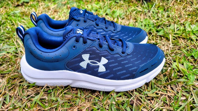 Under Armour Charged Assert 10