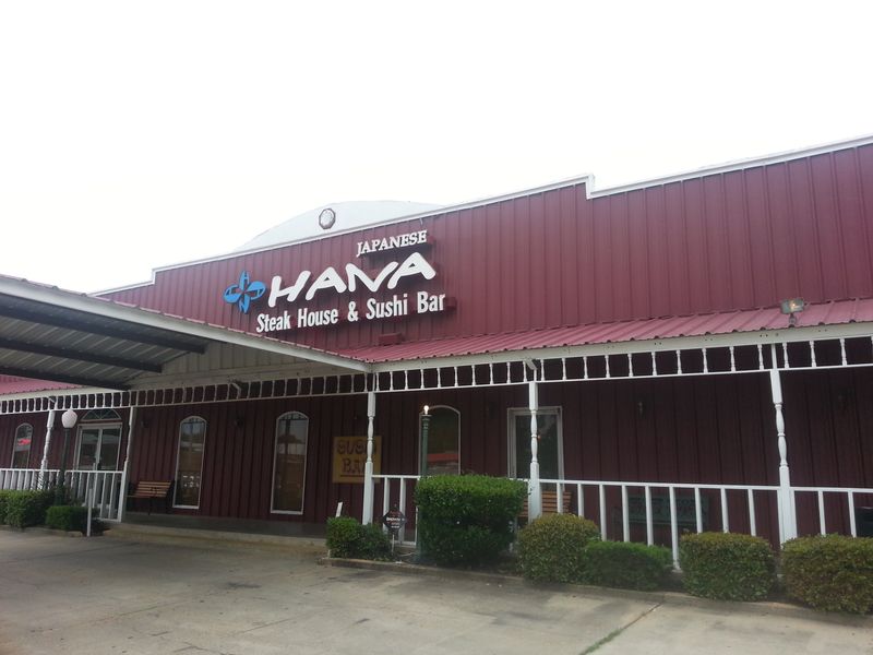 Hana Japanese Sushi Bar (Leesville, LA)