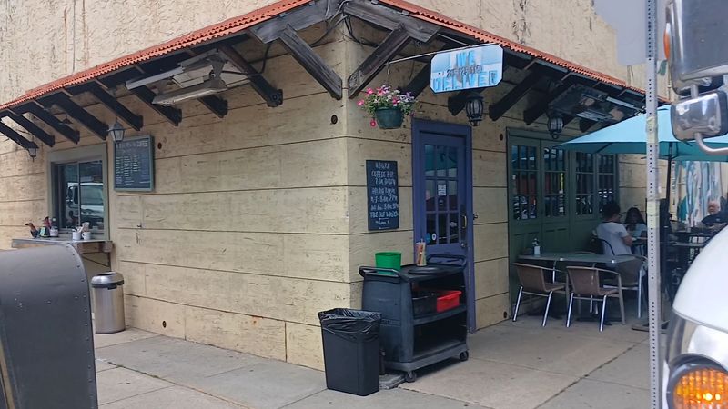 Honey's Sit-N-Eat — Philadelphia